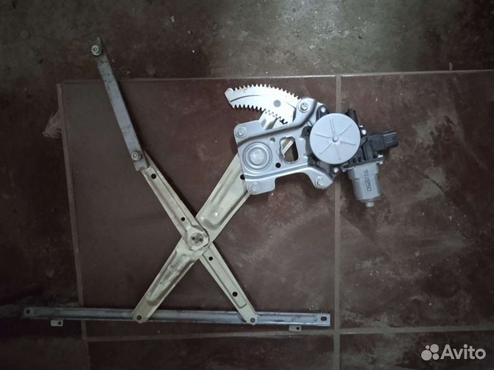 Стеклоподъемник mitsubishi outlander