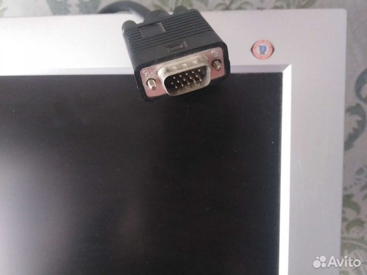 Монитор LG flatron L1530s