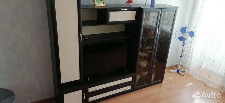 Стенка в гостиную