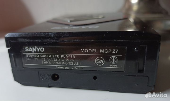 Кассетный плеер sanyo