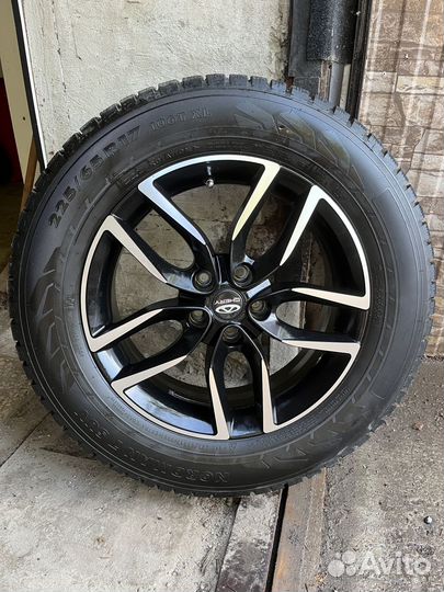 Автомобильные шины зимние 225/65 r17