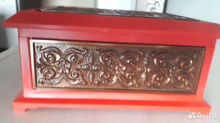 Шкатулка для украшений