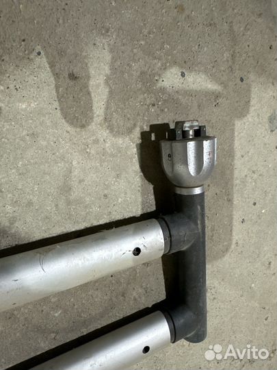 Перегордка фиксатор в багажник Мерседес