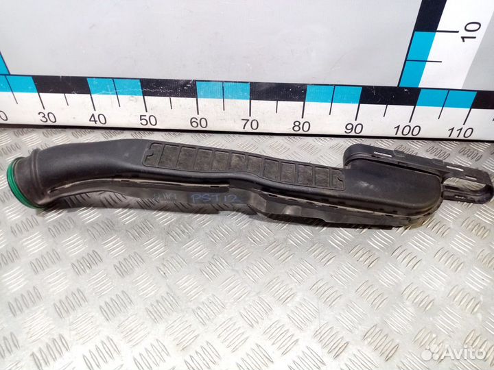 Б/У Патрубок воздушного фильтра#001