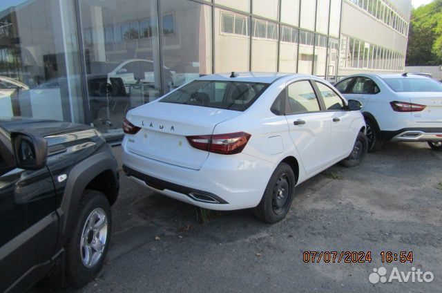 ВАЗ (LADA) Vesta 1.6 MT, 2024