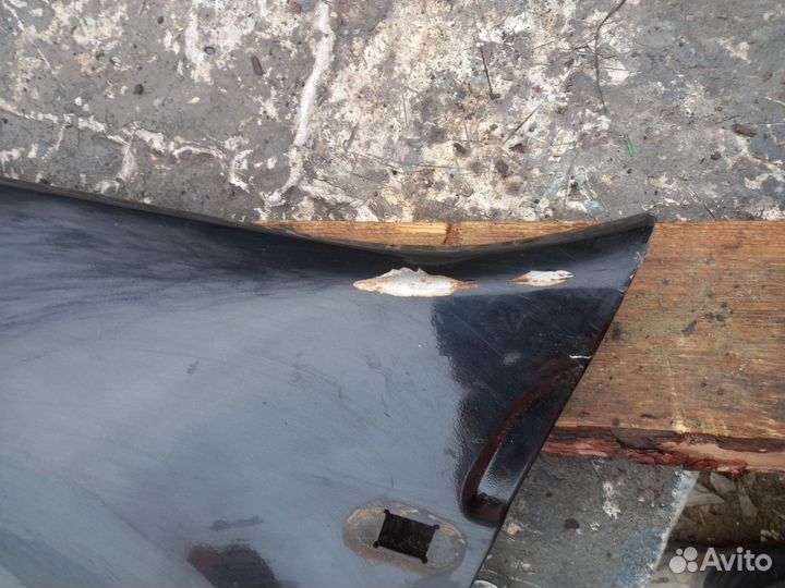 Крыло левое дастер