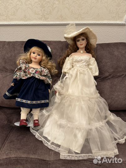 Коллекционная фарфоровая кукла