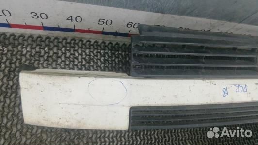 Решетка радиатора volkswagen transporter T4 (PKR18