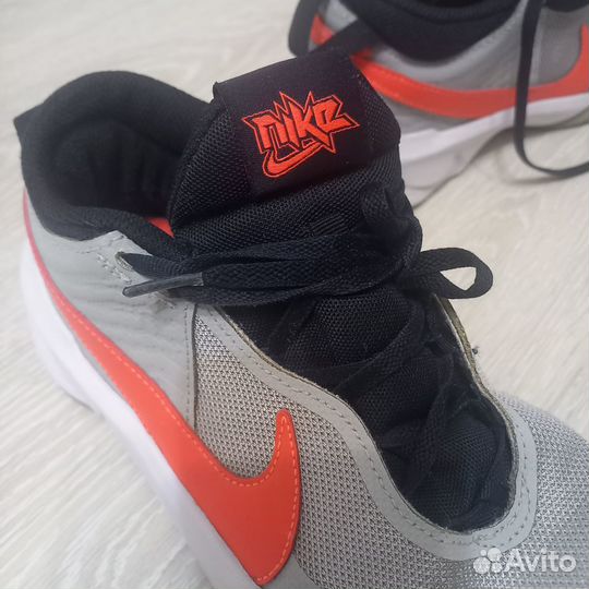 Кроссовки мужские nike