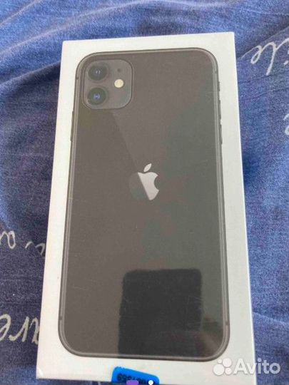 iPhone 11, 64 ГБ
