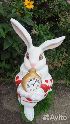 Фигура Белый кролик 