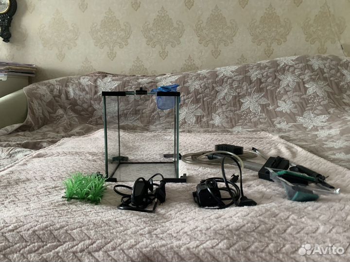 Польский аквариум фирмы «Aquael” 20х20х26