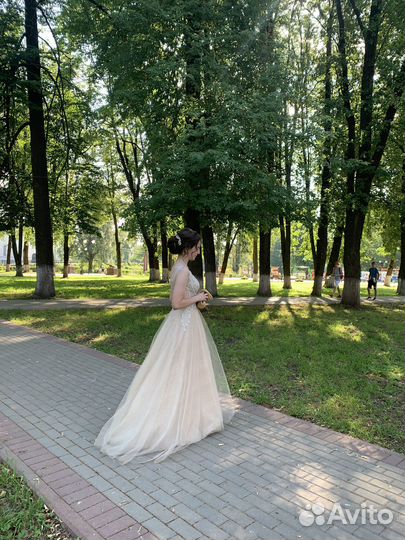 Вечернее платье в пол