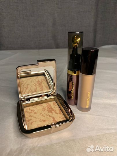 Косметика Hourglass