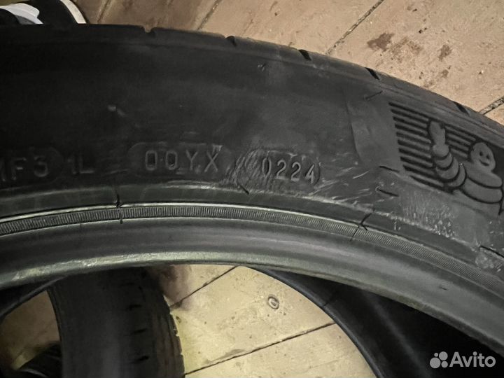 Michelin Pilot Sport 4 S 275/40 R20 и 315/35 R20 110Y