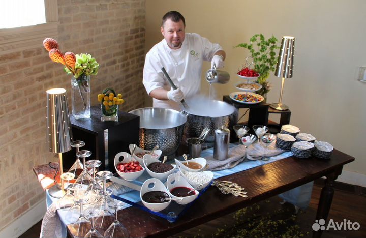 Официант, повар, менеджер, сомелье на мероприятие