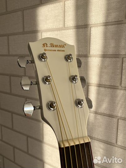 Акустическая гитара Amati Z-41WH белая + подставка