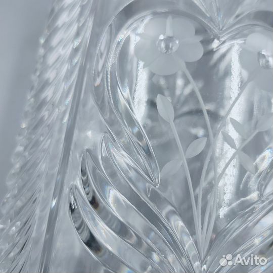 Винтажный хрустальный кувшин