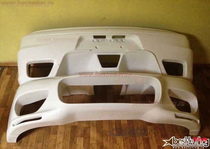 Задний бампер Cianci Novara для Mitsubishi 3000gt