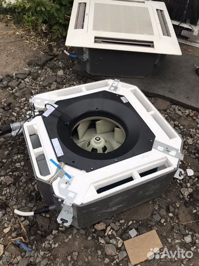 Кондиционер кассетный Haier 48 на 150кв м