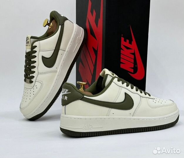 Кроссовки Nike Air Force