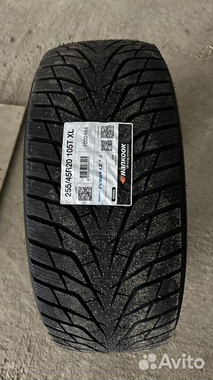 Hankook Winter I'Cept IZ3 X W636A 255/45 R20 105T