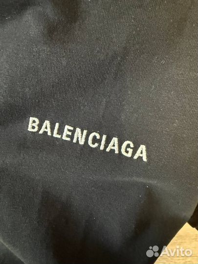 Футболка Balenciaga