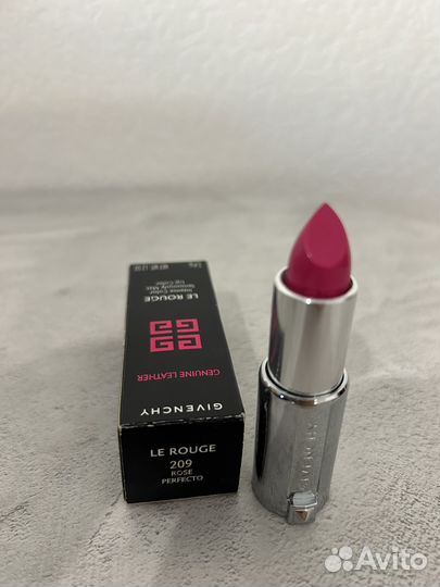 Помада Givenchy, Estée Lauder