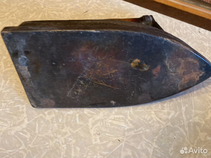 Утюг старинный со сьемной ручкой