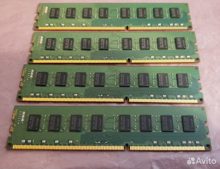 Samsung 32GB DDR3 4x8GB PC3-12800U PC3L-12800U