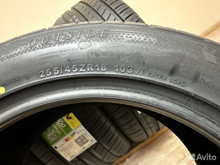 Kapsen Headking S2000 255/45 R18 110Y