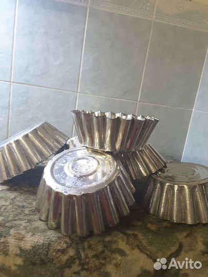 Кастрюльки алюминевые.Большие формы для выпечки