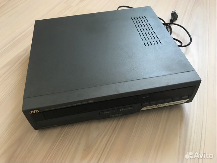 Видеомагнитофон JVC, Япония