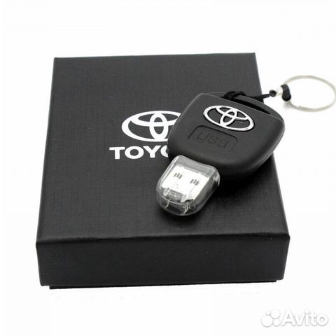 Стильная Флеш карта 32 гб. Ключ от машины Тойота