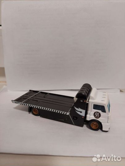 Грузовик Hot wheels Fleet Street