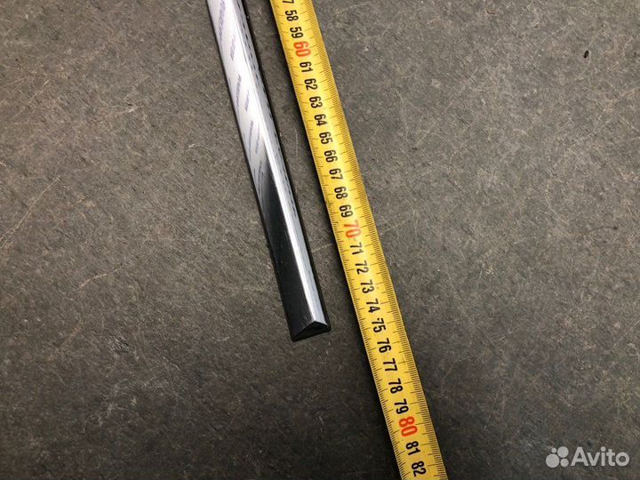 Молдинг двери задний правый Volkswagen Passat 3C5