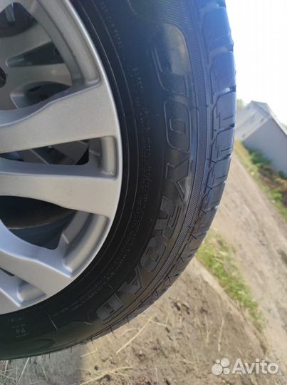 Продам литые диски с летней резиной