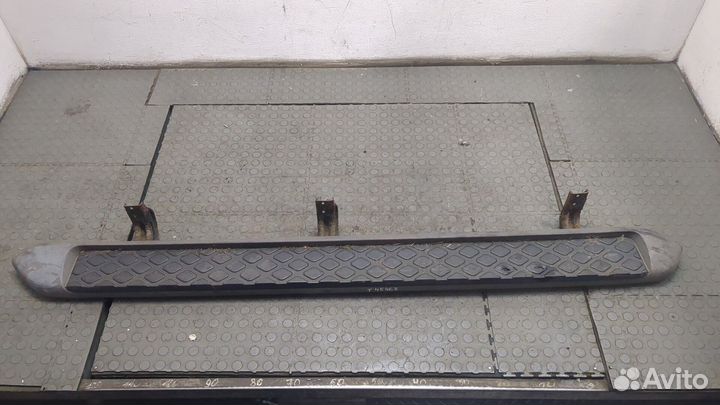 Подножка Nissan Pathfinder, 2006