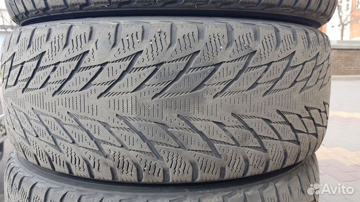 Nokian Tyres Hakkapeliitta R2 215/60 R16 99R