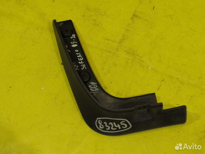 Брызговик задний левый Kia Sorento 09-20г 83245