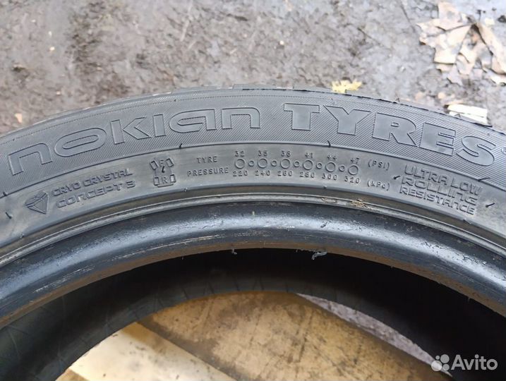 Nokian Tyres Hakkapeliitta R3 235/45 R18 98T