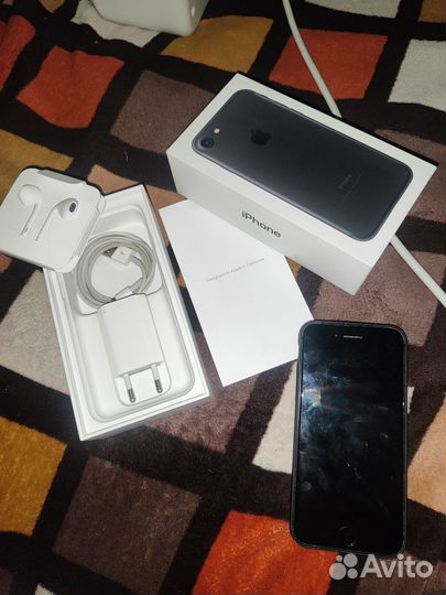 Телефон iPhone 7 128gb
