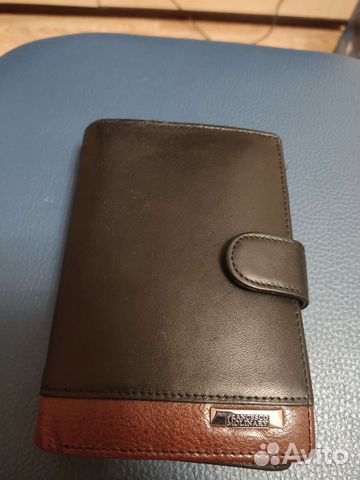 Мужское кожаное портмоне