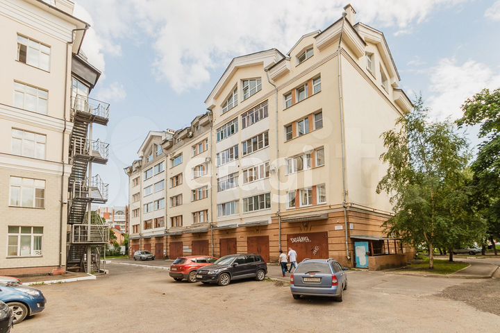 4-к. квартира, 135,6 м², 4/5 эт.