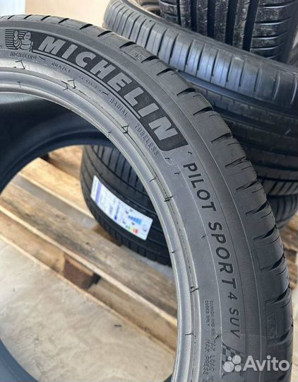 Michelin Pilot Sport 4 SUV 275/40 R21 и 315/35 R21