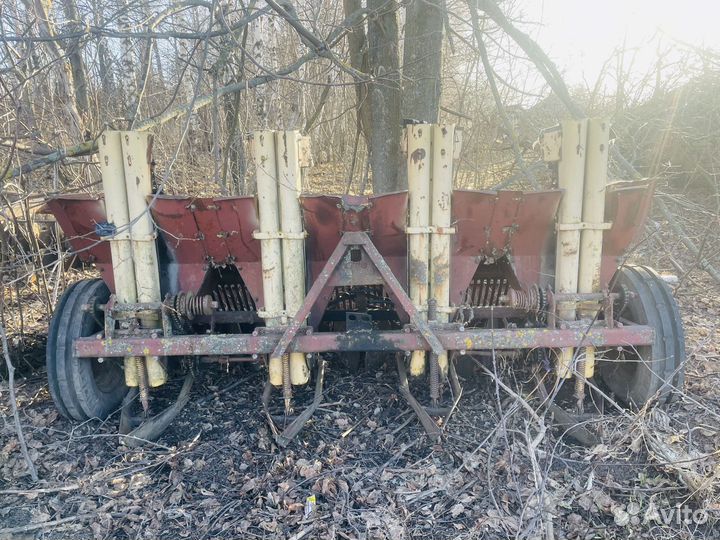 Картофелесажалка лидсельмаш л-202