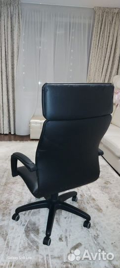 Стул для работы за столос