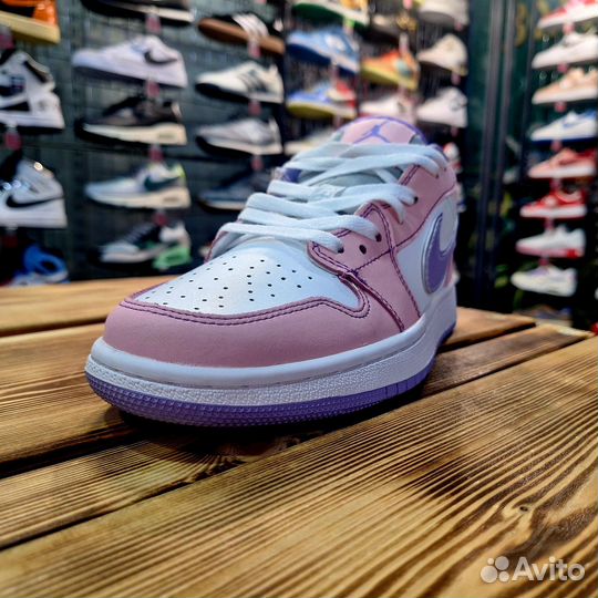 Кроссовки Air Jordan 1 Mid Arctic Punch