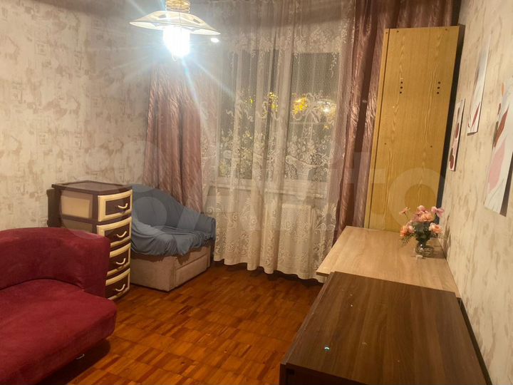 Комната 9 м² в 3-к., 2/9 эт.