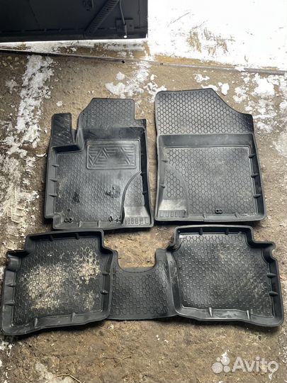 Коврики автомобильные Hyundai Solaris